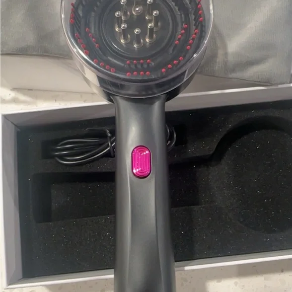 Gray and Pink Scalp Massage Comb - Picture 4 of 4